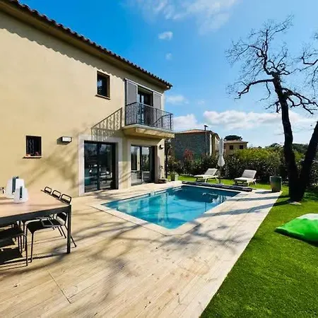 Before Making A Request, Read My Host Profile At Bottom Of Page # Fully Private 3-bedroom Luxury Close To * Saint-Tropez