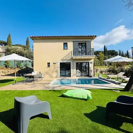 Apartment Before Making A Request, Read My Host Profile At Bottom Of Page # Fully Private 3-bedroom Luxury Close To
