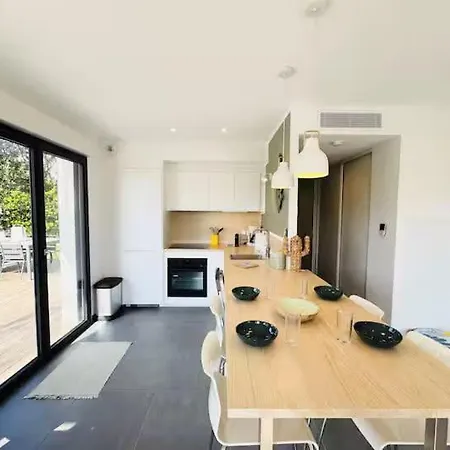Before Making A Request, Read My Host Profile At Bottom Of Page # Fully Private 3-bedroom Luxury Close To * 圣特罗佩