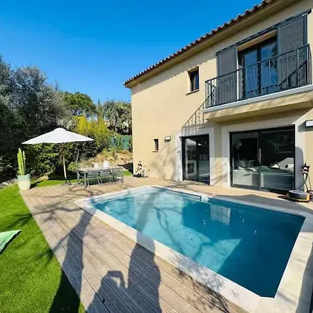 Before Making A Request, Read My Host Profile At Bottom Of Page # Fully Private 3-bedroom Luxury Close To Saint-Tropez